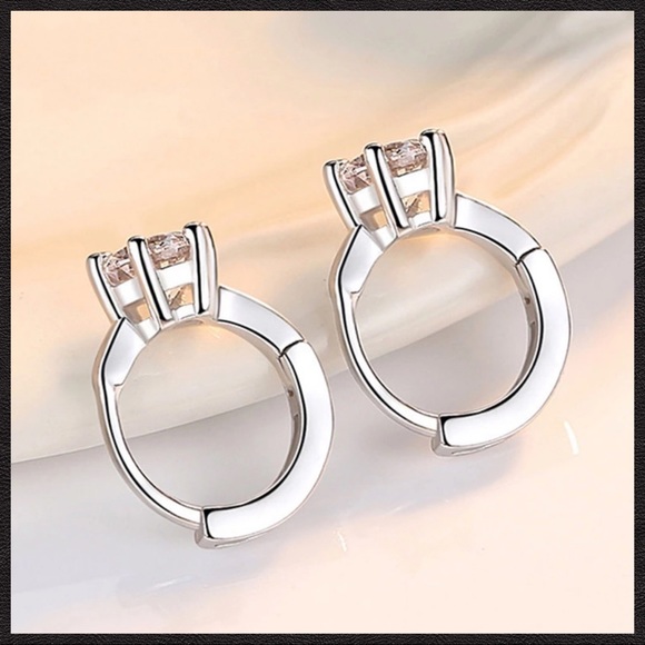 925 Sterling Silver Dazzling CZ Cuff Earrings - Picture 4 of 9
